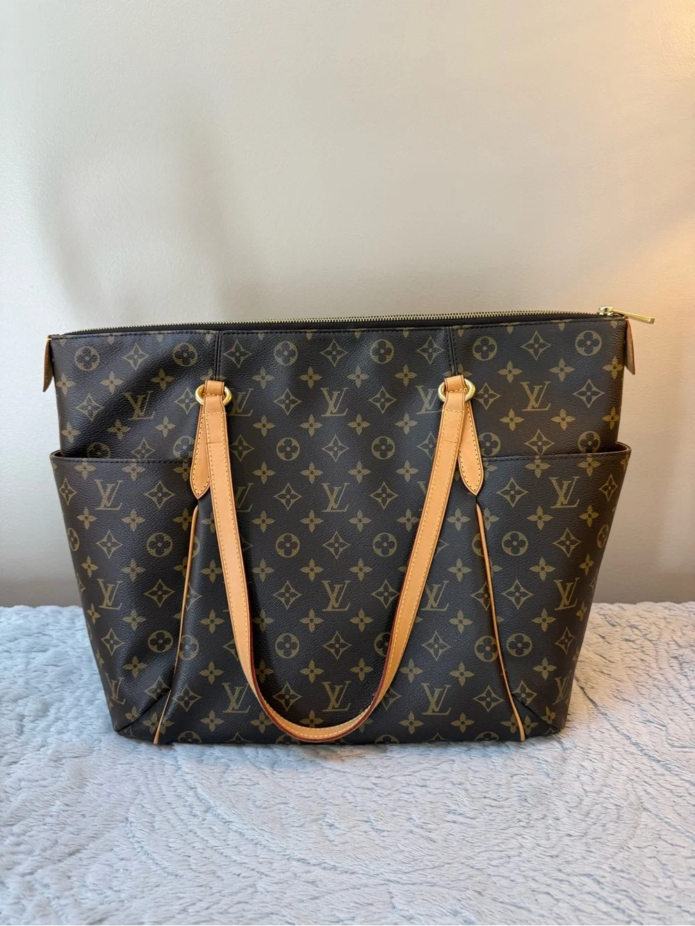 Louis Vuitton Totally GM- Pristine
